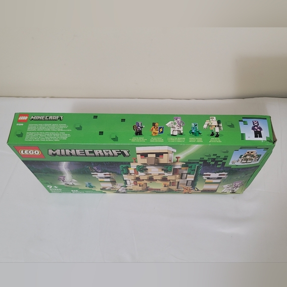 LEGO Minecraft: The Iron Golem Fortress (21250) Brand New - Picture 7 of 11